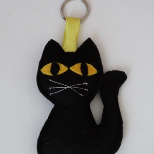 Fekete macska kulcstartó - Cicás kulcstartó - szerencsehozó cica figura  - Meska.hu