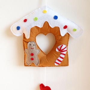 Karácsonyi mézeskalács házikó ajtódísz - Mézes házikó - Mézes ház - Mézi háza - karácsony - karácsonyi lakásdekoráció - karácsonyi lakásdíszek - Meska.hu