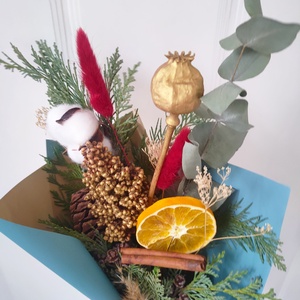 Karácsonyi csokor tujával, termésekkel, szárított növényekkel - Ajándék csokor - Adventi asztaldísz - Különleges csokor - karácsony - karácsonyi lakásdekoráció - karácsonyi lakásdíszek - Meska.hu