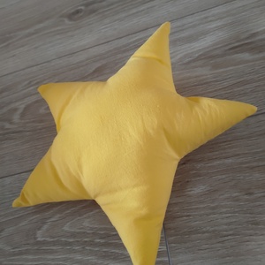 Sárga Csillag Párna - citromsárga Csillag Párna - Csillag formájú párna - csillag párna - Forma párna, Otthon & Életmód, Babaszoba, gyerekszoba, Gyerek díszpárna, Varrás, MESKA