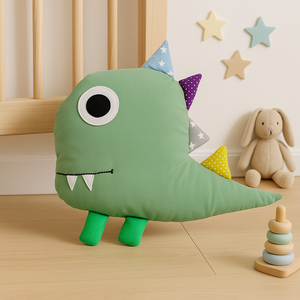 Dinoszaurusz párna - Dínós díszpárna - Dínó figura - Textil játék - Dínó párna - gyerekszoba dekoráció , Otthon & Életmód, Babaszoba, gyerekszoba, Babaszoba dekoráció, Varrás, MESKA