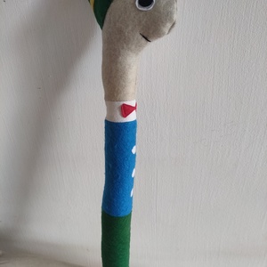 Tekergő, a Tesz-Vesz Városi Kukac - Tesz - Vesz Város lakója - Mesefigura - Tekergő a Kukac - Tekergő földigiliszta - játék & sport - plüssállat & játékfigura - plüss mesefigurák - Meska.hu