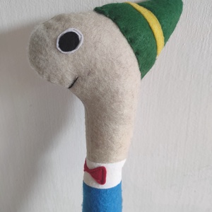 Tekergő, a Tesz-Vesz Városi Kukac - Tesz - Vesz Város lakója - Mesefigura - Tekergő a Kukac - Tekergő földigiliszta - játék & sport - plüssállat & játékfigura - plüss mesefigurák - Meska.hu