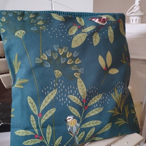 Madárkás párnahuzat - Madaras díszpárna huzat - Téli párna huzat madarakkal - Madár mintás párna - Meska.hu