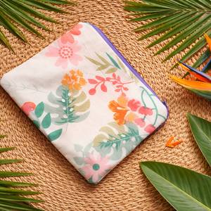 Trópusi virágos pénztárca - Kártyatartó - lapos neszesszer - nyári neszeszer virág mintával - virág mintás  - Meska.hu