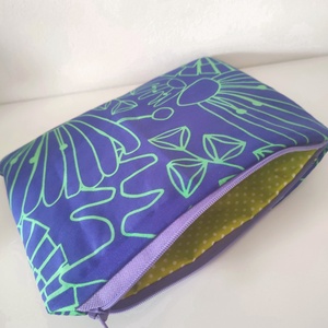 Boho Lila pénztárca - Kártyatartó - lapos neszesszer - hippi mintás piperetartó - csajos neszeszer - tolltartó lányoknak - táska & tok - pénztárca & más tok - kártyatartó & irattartó - Meska.hu