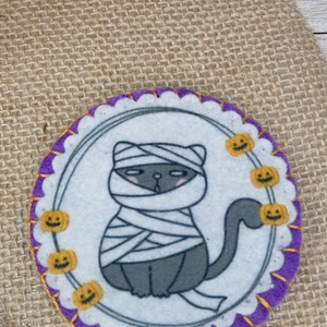 Cicás halloweeni hűtőmágnes  Boo! - otthon & életmód - dekoráció - halloween - halloweeni dekoráció - Meska.hu