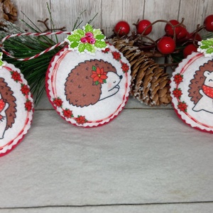 Sünis karácsonyi físzek, Karácsony, Karácsonyi lakásdekoráció, Karácsonyfadíszek, Varrás, MESKA