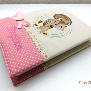 Mókusos fotóalbum hímzett névvel - textil fényképalbum  - otthon & életmód - papír, írószer - album & fotóalbum - Meska.hu