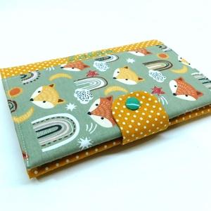 Rókás egészségügyi kiskönyv borító névhímzéssel - eü textil borító névvel - otthon & életmód - papír, írószer - Meska.hu