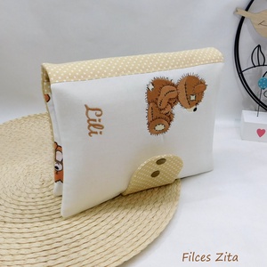 Hímzett Teddy macis pelenkarendező - macis pelenkatáska - táska & tok - pelenkatáska - pelenkatartó tok - Meska.hu