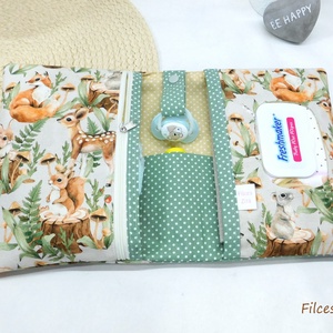 Erdei állatos pelenkatáska -  pelenkatartó tok névhímzéssel - táska & tok - pelenkatáska - pelenkatartó tok - Meska.hu