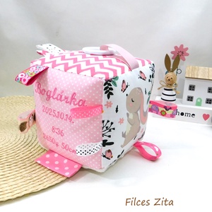 Nyuszis babakocka születési adatokkal  - Meska.hu