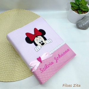 Minnie egészségügyi kiskönyv borító névhímzéssel - eü textil borító névvel - baba - mama - babaemlékek - egészségügyi kiskönyv borító - Meska.hu