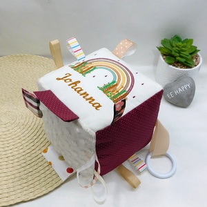   Szivárványos névre szóló babakocka- mókakocka csörgővel, Baba - mama, Baba játékok, Babakocka, Patchwork, foltvarrás, Hímzés, MESKA