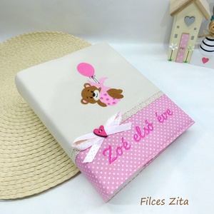 Macis fotóalbum hímzett névvel - textil fényképalbum névvel, Otthon & Életmód, Papír, írószer, Album & Fotóalbum, Patchwork, foltvarrás, Hímzés, MESKA