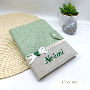 Zöld virágos napló névhímzéssel , Otthon & Életmód, Papír, írószer, Jegyzetfüzet & Napló, Varrás, Hímzés, MESKA