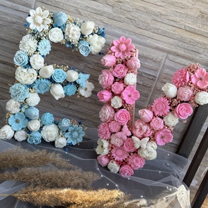 Névre szóló, kézműves virágbetű � különleges ajándék  - esküvő - dekoráció - gyertya & gyertyatartó - Meska.hu