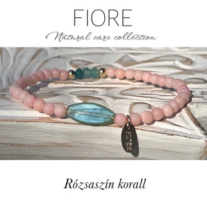 Rózsaszín korall ásványkarkötő nemesfém medálokkal., Ékszer, Karkötő, Ásványkarkötő, Ékszerkészítés, MESKA