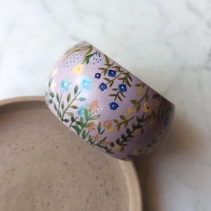 Virágos festett fa karkötő, Ékszer, Karkötő, Karperec, Festett tárgyak, MESKA