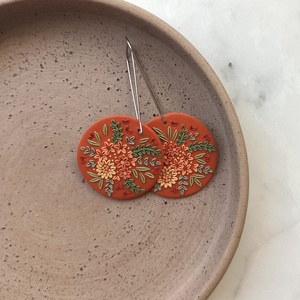 Virágos fülbevaló, Ékszer, Fülbevaló, Lógó fülbevaló, Ékszerkészítés, Gyurma, MESKA