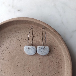 Félkör karika gyurma fülbevaló, Ékszer, Fülbevaló, Karika fülbevaló, Ékszerkészítés, Gyurma, MESKA