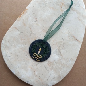 Gyurma karácsonyfadísz - koszorú - karácsony - karácsonyi lakásdekoráció - karácsonyfadíszek - Meska.hu