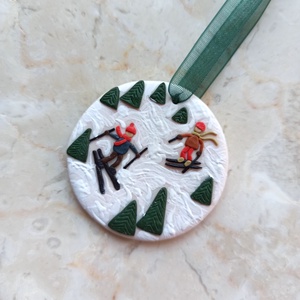 Gyurma karácsonyfadísz - sípálya - Meska.hu