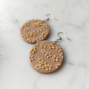 Virágos fülbevaló, Ékszer, Fülbevaló, Lógó fülbevaló, Ékszerkészítés, Gyurma, MESKA