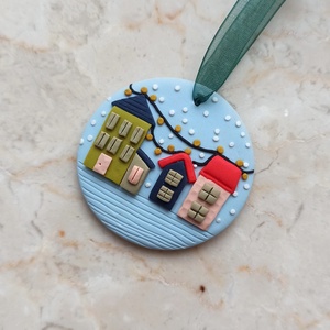 Gyurma karácsonyfadísz - téli házikók, Karácsony, Karácsonyi lakásdekoráció, Karácsonyfadíszek, Gyurma, MESKA