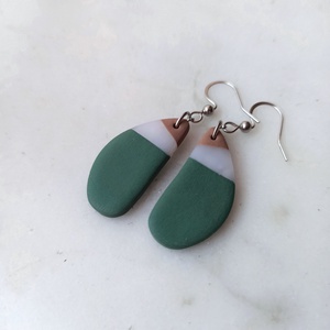 Csepp alakú gyurma fülbevaló - ékszer - fülbevaló - lógó fülbevaló - Meska.hu