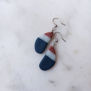 Csepp alakú gyurma fülbevaló - ékszer - fülbevaló - lógó fülbevaló - Meska.hu