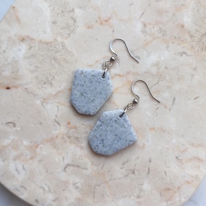 Szögletes gyurma fülbevaló, Ékszer, Fülbevaló, Lógó fülbevaló, Ékszerkészítés, Gyurma, MESKA