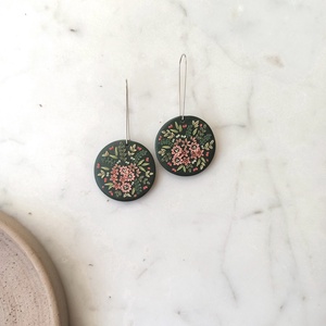 Virágos fülbevaló - ékszer - fülbevaló - lógó fülbevaló - Meska.hu