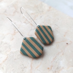 Csíkos gyurma fülbevaló - türkiz és bézs, Ékszer, Fülbevaló, Lógó fülbevaló, Ékszerkészítés, Gyurma, MESKA