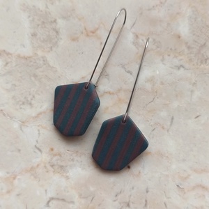 Csíkos gyurma fülbevaló - Kék és barna, Ékszer, Fülbevaló, Lógó fülbevaló, Ékszerkészítés, Gyurma, MESKA