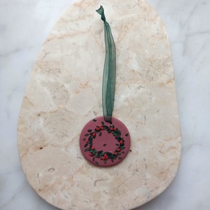 Gyurma karácsonyfadísz - koszorú - karácsony - karácsonyi lakásdekoráció - karácsonyfadíszek - Meska.hu