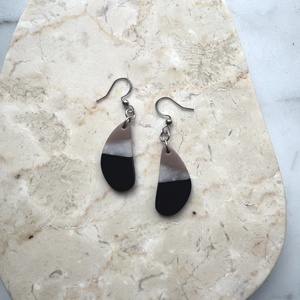 Csepp alakú gyurma fülbevaló - ékszer - fülbevaló - lógó fülbevaló - Meska.hu