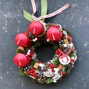 Adventi koszorú korcsolyával - otthon & életmód - dekoráció - asztal és polc dekoráció - asztaldísz - Meska.hu