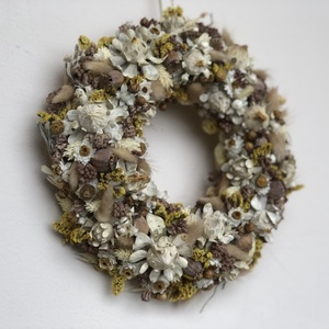 Fehér sáfrány kopogtató - otthon & életmód - dekoráció - ajtó- és ablak dekoráció - ajtódísz & kopogtató - Meska.hu