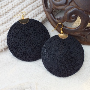 Fekete fülbevaló, 6 cm - Meska.hu