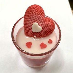 Illatgyertya, tulipán illat, piros, szíves - otthon & életmód - gyertya, illat, aroma - gyertya - Meska.hu