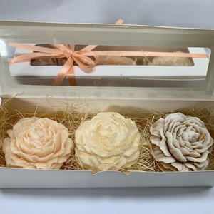 Nőnapi köszöntő ajándék díszdobozban  - otthon & életmód - gyertya, illat, aroma - gyertya - Meska.hu