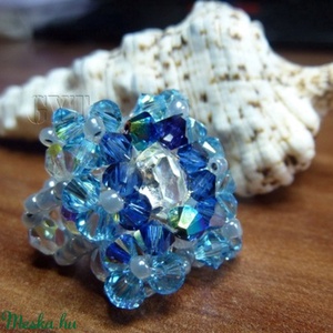 Nagy Swarovski gyűrű - Kék és kristály - ékszer - gyűrű - gyöngyös gyűrű - Meska.hu