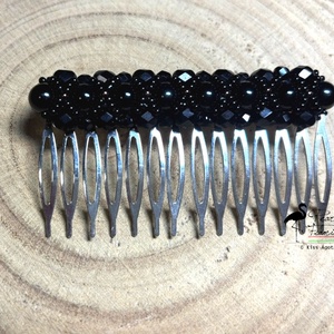 Népi jellegű kontyfésű KÉSZEN, Ékszer, Fülbevaló, Lógó fülbevaló, Gyöngyfűzés, gyöngyhímzés, MESKA