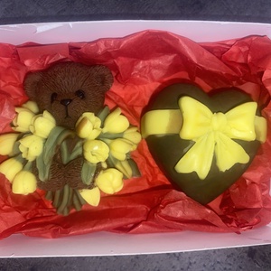 Tulipáncsokor csokoládéból ,töltött szívvel, Élelmiszer, Édesség, Élelmiszer előállítás, MESKA
