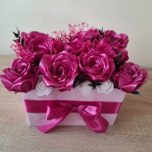 Rózsaszín-pink rózsabox - otthon & életmód - dekoráció - virágdísz és tartó - virágbox, virágdoboz - Meska.hu