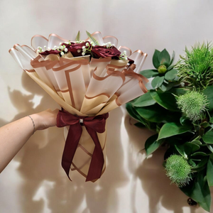 12 szálas borvörös örök rózsa csokor  Tökéletes Ajándék Minden Alkalomra  - otthon & életmód - dekoráció - virágdísz és tartó - csokor & virágdísz - Meska.hu