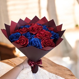 Barcelonás örök rózsa csokor - Tökéletes ajándék, ha a futball több mint hobbi - otthon & életmód - virágdekoráció - virágok - virágcsokor - Meska.hu