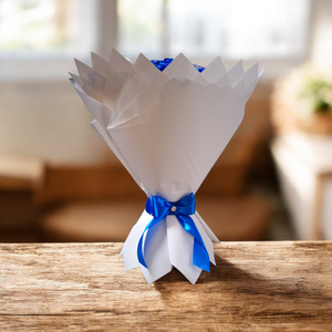 Személyre szabható királykék örökrózsacsokor � felirattal - otthon & életmód - virágdekoráció - virágok - virágcsokor - Meska.hu